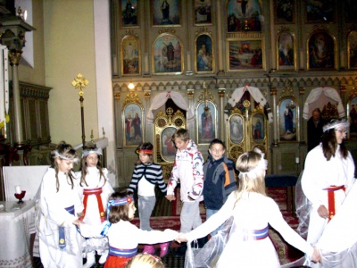 Дітям на свята в чернівецьких церквах даруватимуть солодощі