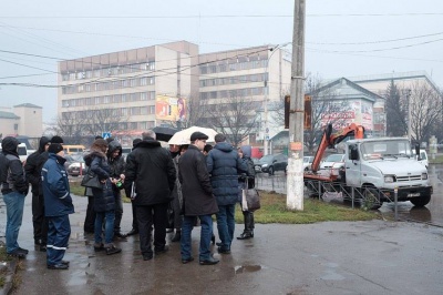 У Чернівцях демонтують МАФи, які встановлені без дозволів (ФОТО)