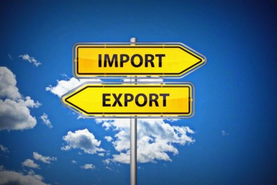 Держстат: За минулий рік експорт із України перевищив імпорт на 4 мільярди доларів