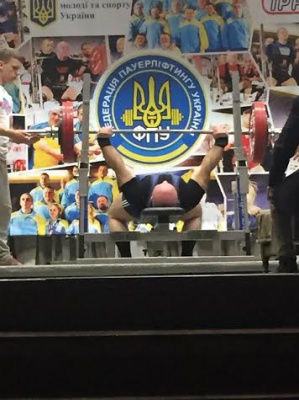 Буковинські силачі здобули шість золотих медалей на чемпіонаті України (ФОТО)
