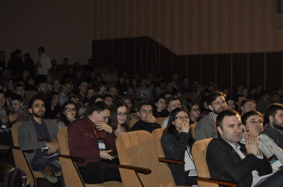 На конференцію "TEDxChernivtsi" прийшло майже півтисячі глядачів