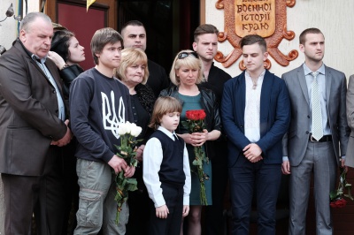 Василю Аксенину відкрили меморіальну дошку в Чернівцях (ФОТО)