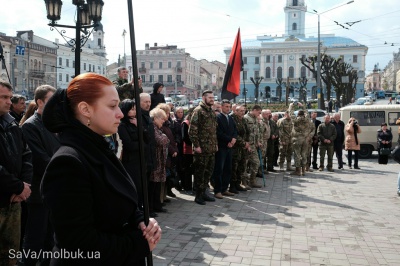 У Чернівцях поховали росіянина Андрія Захарова, який загинув за Україну (ФОТО)