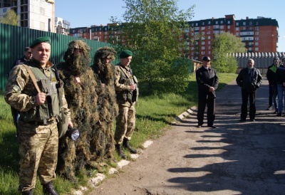 Прикордонники показали чернівецьким школярам зброю та навики (ФОТО)