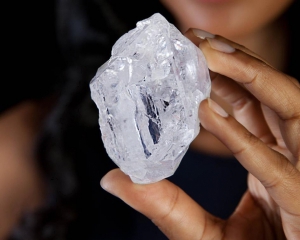На аукціоні продали найдорожчий у світі алмаз
