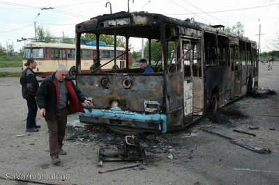 У Чернівцях ущент згорів тролейбус (ФОТО)