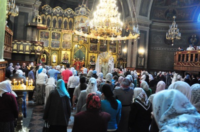 Буковинська митрополія УПЦ МП святкує іменини архієпископа (ФОТО)