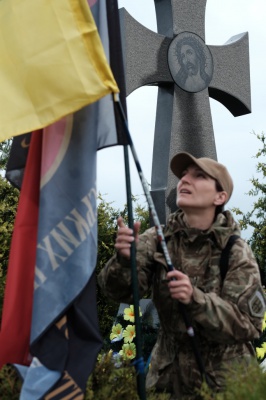 На кладовищі у Чернівцях відслужили молебень за жертвами депортації (ФОТО)