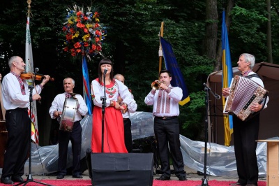 Петрівський ярмарок у Чернівцях: як пройшов перший день свята (ФОТО)