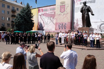 Петрівський ярмарок у Чернівцях: як пройшов перший день свята (ФОТО)