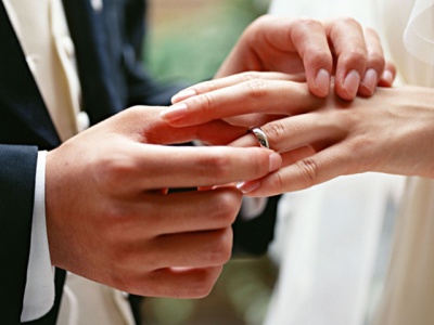 Одружуватись в Україні стане простіше