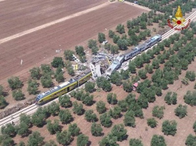 В Італії зіткнулися два потяги. Щонайменше 11 осіб загинуло