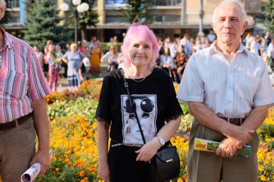 У центрі Чернівців відсвяткували 46-й день народження пісні "Червона рута" (ФОТО)