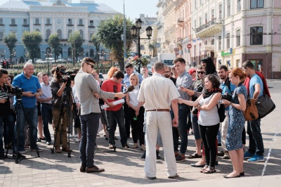 "Не вбивайте нас": у Чернівцях журналісти вшанували пам’ять Георгія Гонгадзе (ФОТО)