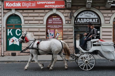 У Чернівцях на вулиці Кобилянської - східні танці і фітнес (ФОТО)