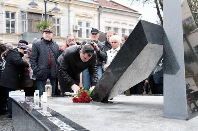 У Чернівцях відкрили пам’ятник в’язням єврейського гетто (ФОТО)