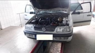 На Буковині у двох громадян Румунії вилучили автівки через спроби перевезти цигарки