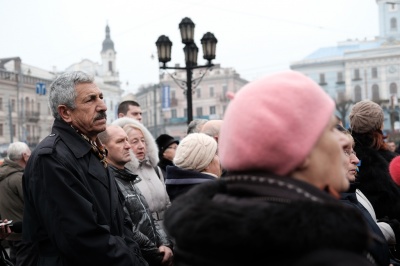 "Наші цінності не змінилися": у Чернівцях учасники Майдану на віче згадували, як творилась Революція гідності (ФОТО)