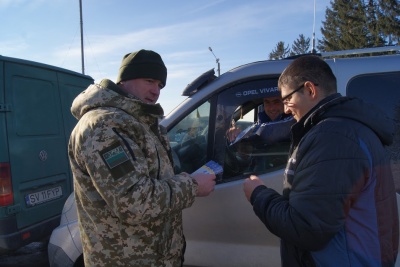 Дует "Писанка" та Іван Гешко на кордоні з Молдовою закликали боротися з корупцією