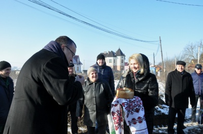 У Чернівцях відкрили нову водопровідну мережу, яку співфінансували ратуша й жителі мікрорайону