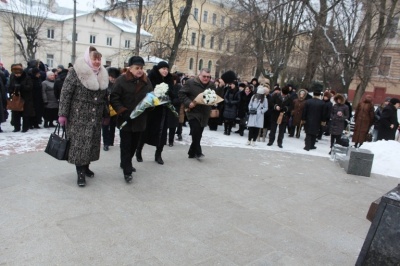 У Чернівцях вшанували пам’ять видатного письменника Юрія Федьковича (ФОТО)