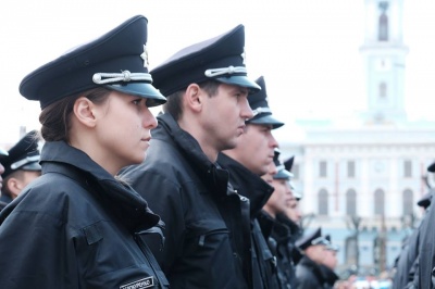У поліції Чернівців розповіли, чому проведуть додатковий набір патрульних