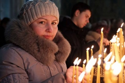 У храмах Чернівців освячують воду (ФОТО)