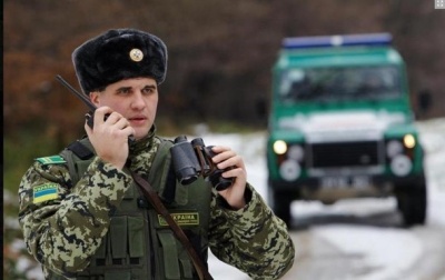 У прикордонних зонах Буковини заборонили літати та відпочивати