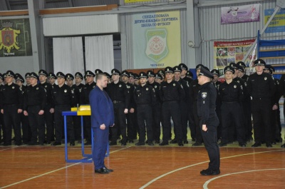 У Чернівцях поліцейські з усієї України демонструють свою силу (ФОТО)