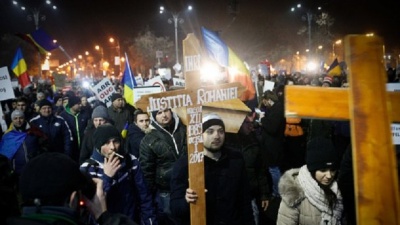 У Румунії уряд скасував постанову, яка дозволяла амністувати хабарників
