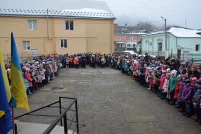 У Чернівцях відкрили меморіальну дошку загиблому герою АТО Віталію Чунтулу