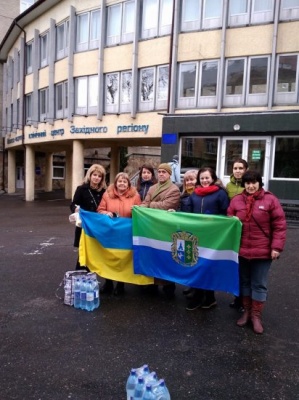 Буковинські волонтери навідалися у Львів до поранених земляків (ФОТО)