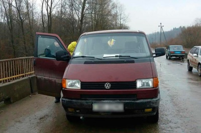 Поліція на Буковині затримала викрадача буса