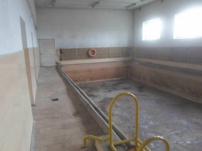 На відновлення басейну в одній зі шкіл Буковини треба понад мільйон гривень