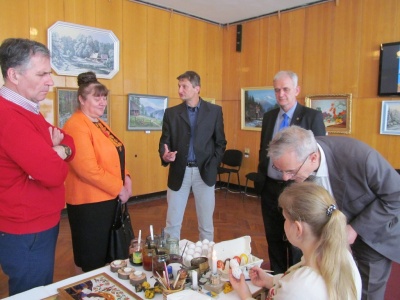 У Чернівцях навчали писанкарству українську діаспору із Сербії (ФОТО)
