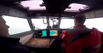 Російський корабель намагався захопити український рятувальний катер