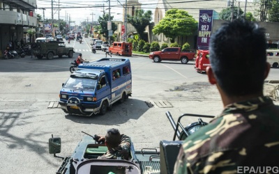 На Філіппінах бойовики взяли в заручники священика і його прихожан