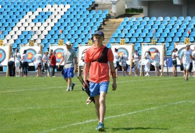 Українські лучники змагаються у Чернівцях на стадіоні “Буковина”