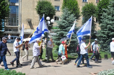 У Чернівцях вшанували пам’ять жертв Голокосту (ФОТО)