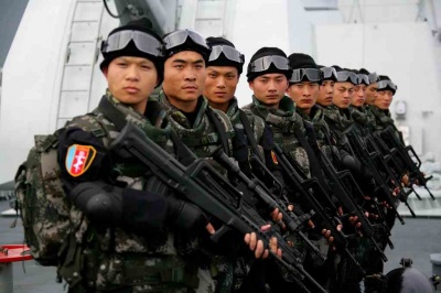 Китай перекидає війська на свою першу закордонну військову базу