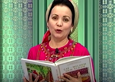 У Туркменістані книги президента читають на телебаченні 