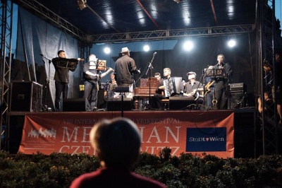 У центрі Чернівців оркестр Фельдмана відіграв феєричний концерт (ФОТО)