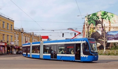 Українця в Польщі ланцюгом прикували до трамваю