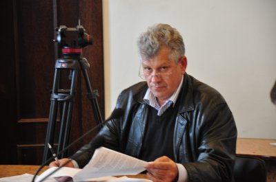 Екс-головний лікар пологового будинку в Чернівцях судиться з міськрадою: 19 жовтня пройде чергове засідання