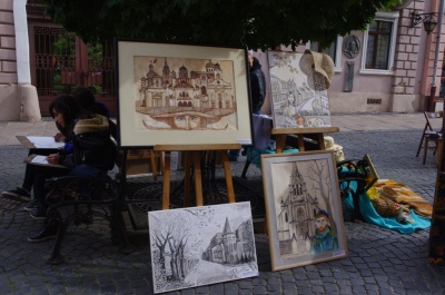 У Чернівцях відбулась виставка робіт учнів художньої школи (ФОТО)