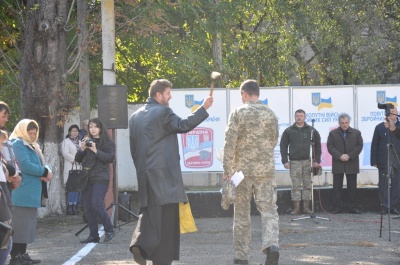 На Буковині відправили до війська перших строковиків осіннього призову