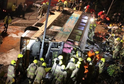 У Гонконзі пасажирський автобус потрапив у жахливу аварію: щонайменше 19 людей загинуло (ФОТО)