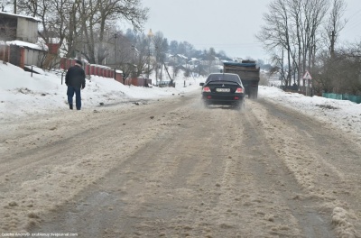 У патрульній поліції повідомили про дорожню ситуацію на трасах Буковини