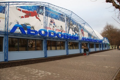 У Чернівцях на Льодовому майданчику відбувся чемпіонат з фігурного катання
