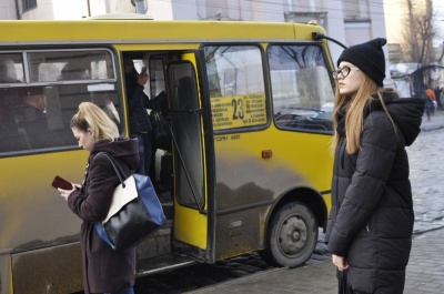 Центр Чернівців може залишитися без маршруток, - Каспрук